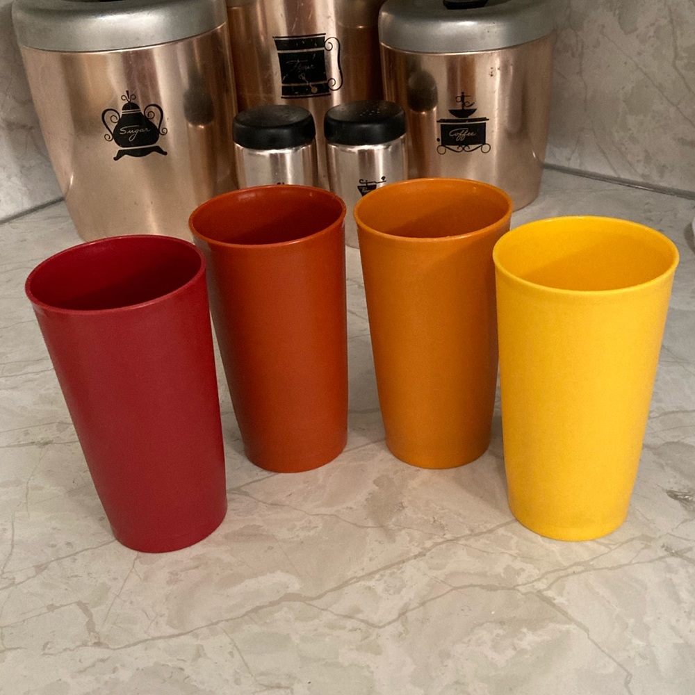 BOGO SALE 4 Vintage Tupperware 12oz Tumblers